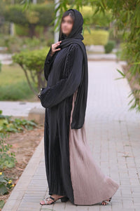 Arabian Knight- Abaya