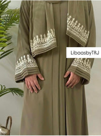Deewan- Abaya